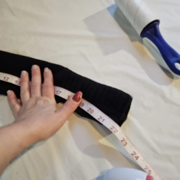 Lululemon Run stay on course pullover women's size 4 black - Picture 10 of 13